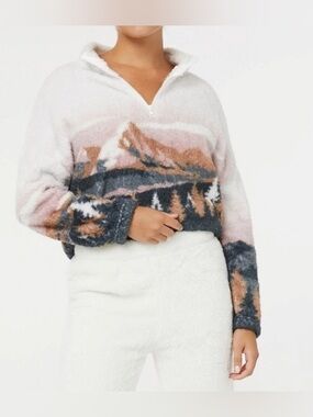 Cozy Sherpa Half-Zip Pullover with Mountain Scene - White, Pink, Gray